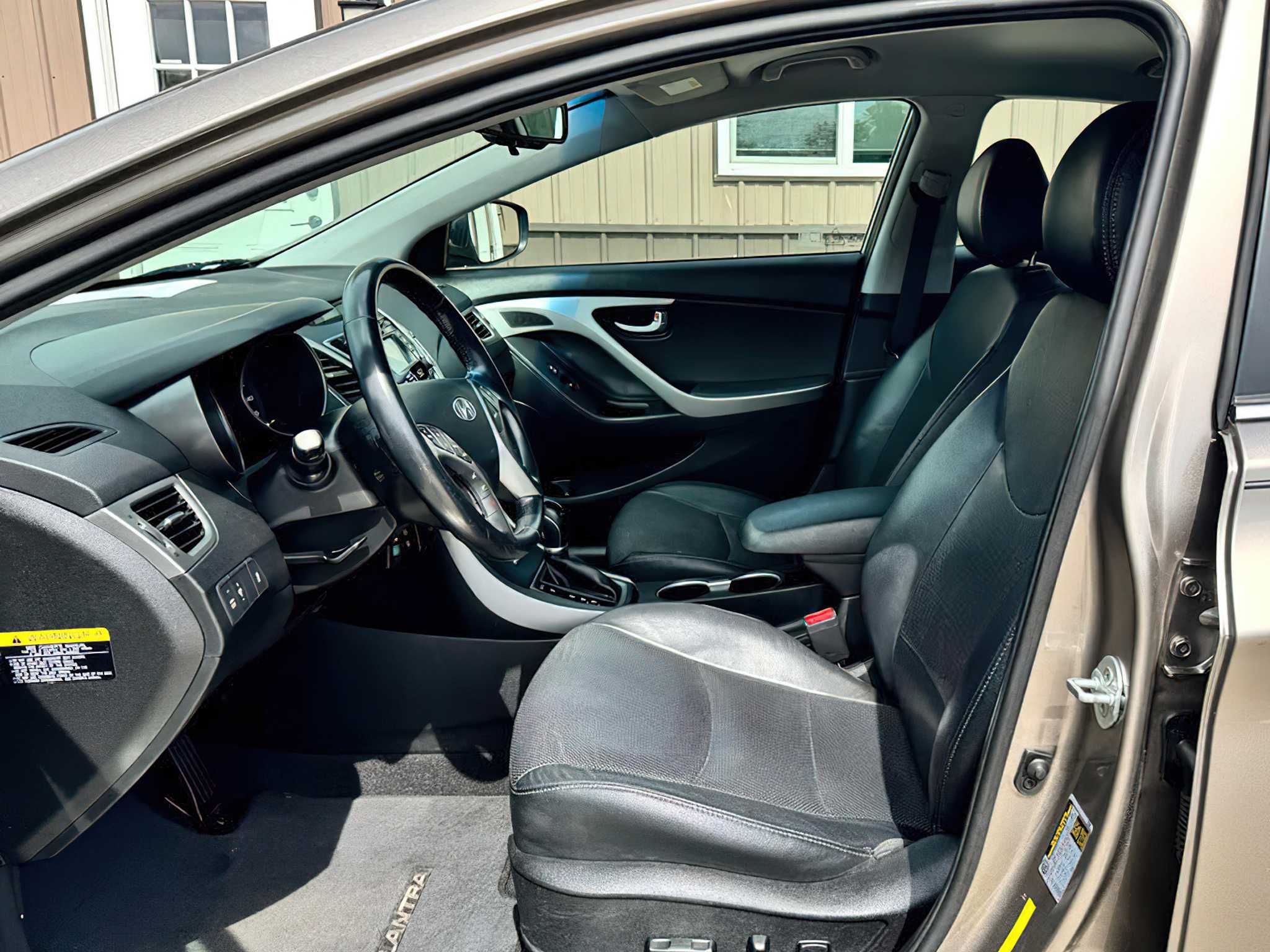 Hyundai Elantra Limited 2015