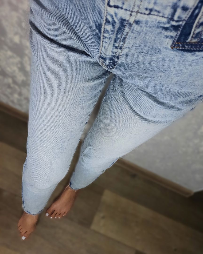 Женские джинсы МОМ размер 26