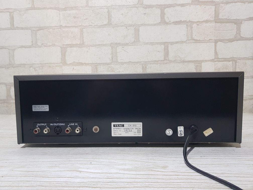 Стерео касетна дека/кассетная  TEAC CX-210 б/у з Німеччини