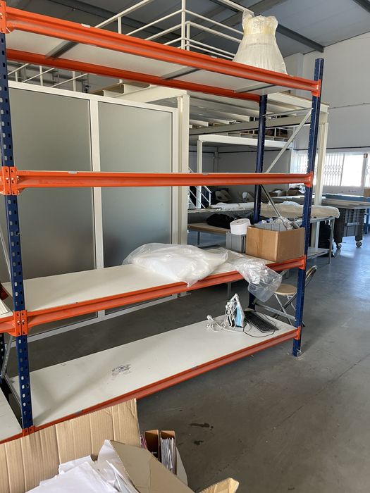 Estantes prateleiras industrial