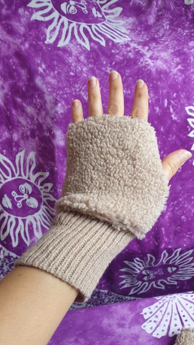 Cieplutkie mitenki damskie Owieczka brąz one size