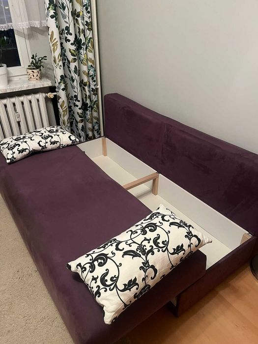 Kanapa rozkładana 135x190 cm fioletowa