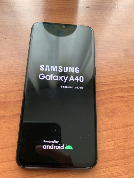 Samsung Galaxy A40 – 64 GB, ótimo estado, secundário