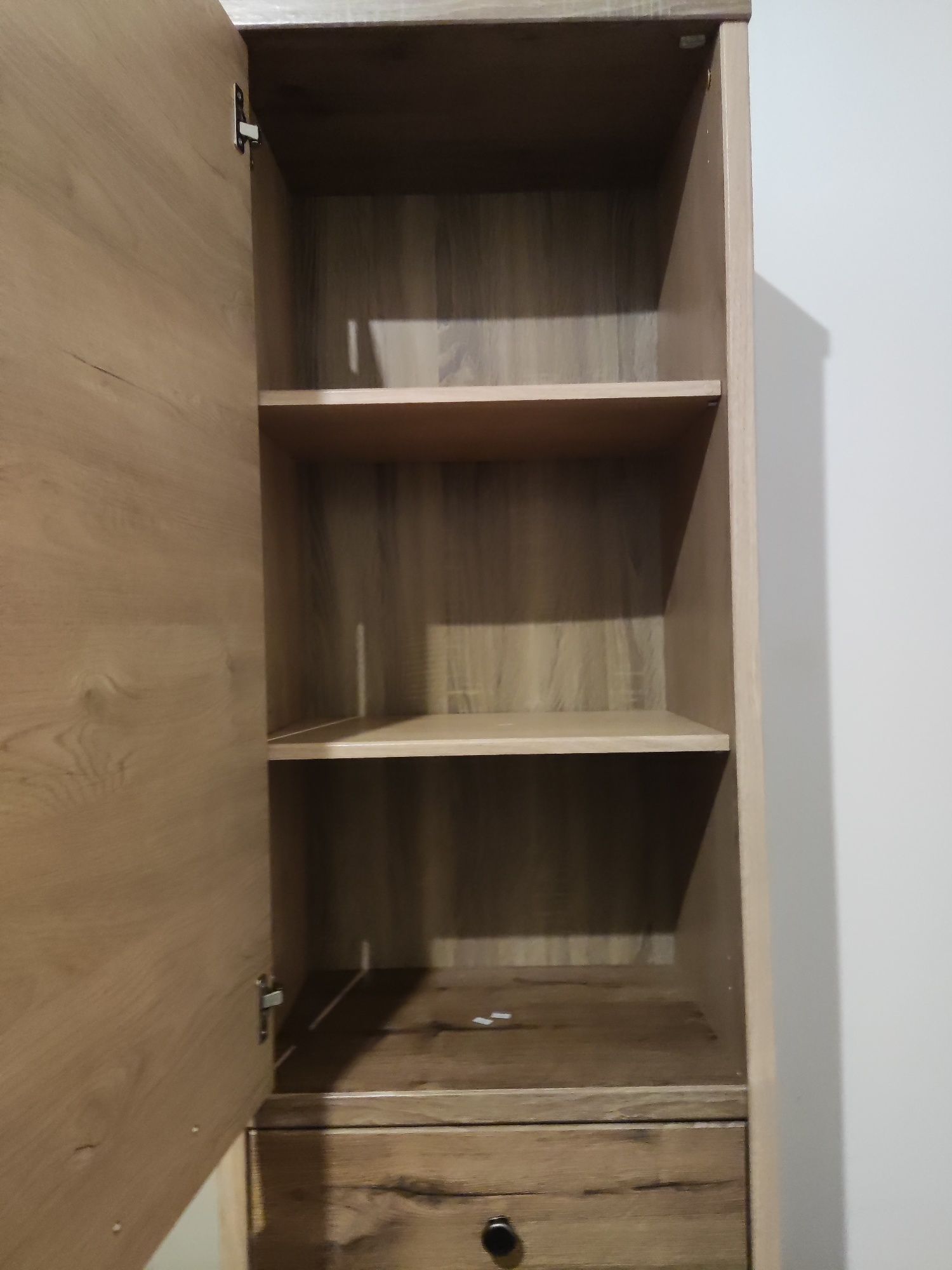 Meble  3 części - łóżko, regał i kontenerek