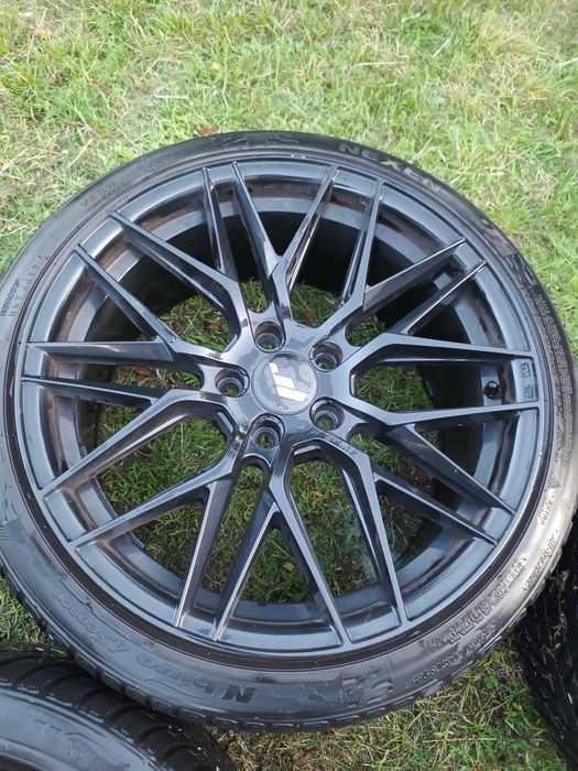 Japan Racing 28 R18 8.5J ET45 5x112