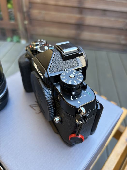 Nikon Zf + Z 40 f2