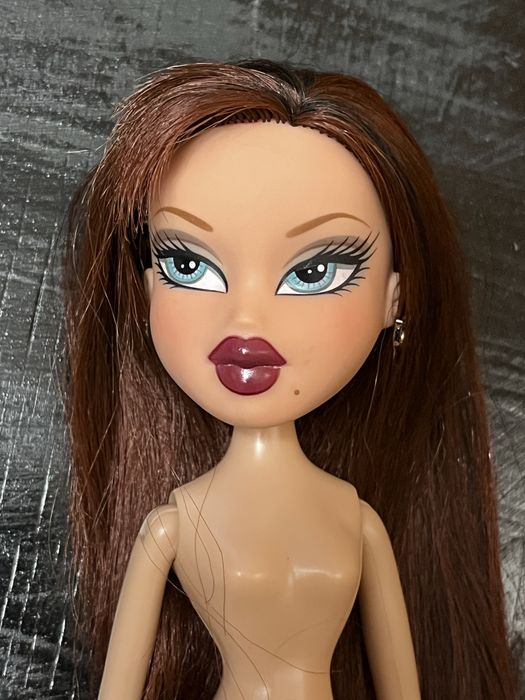 Лялька Bratz Princess Roxxi братц принцесса обмін