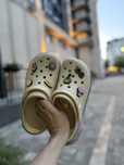 Крокс клог платформа crocs clog crush spring vanilla multi w9 39 40