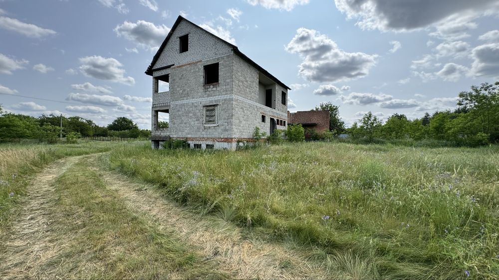 Продаж будинку біля р.Оріль