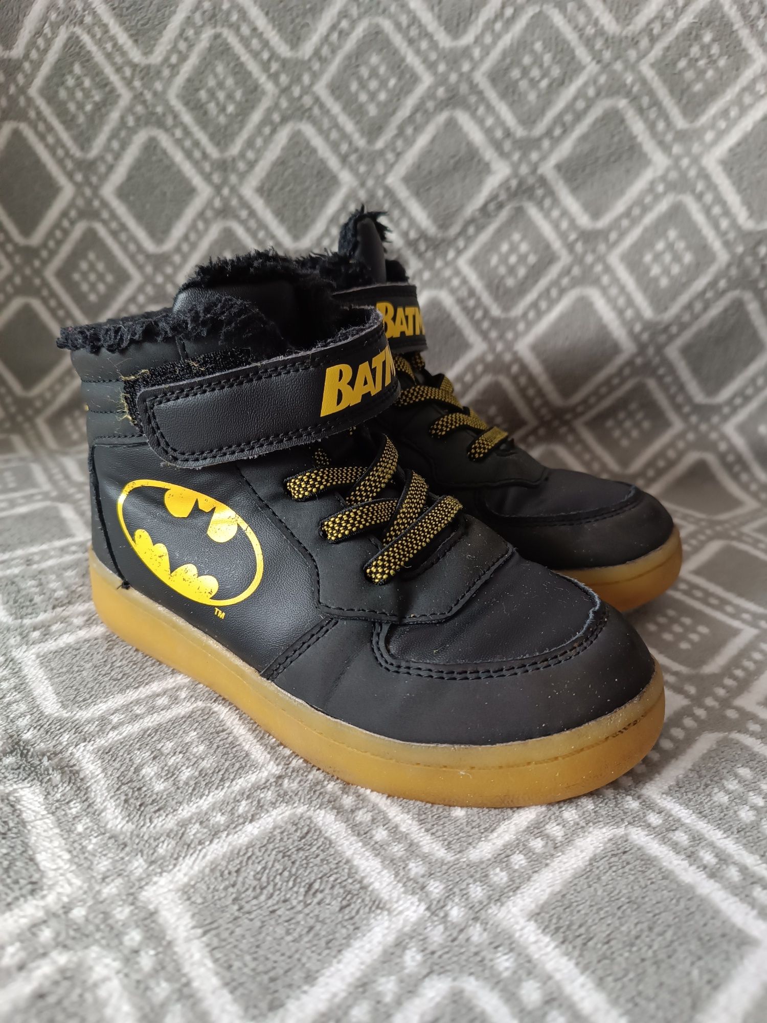 Buty świecące H&M HM Batman jesienne wiosenne, na wiosne