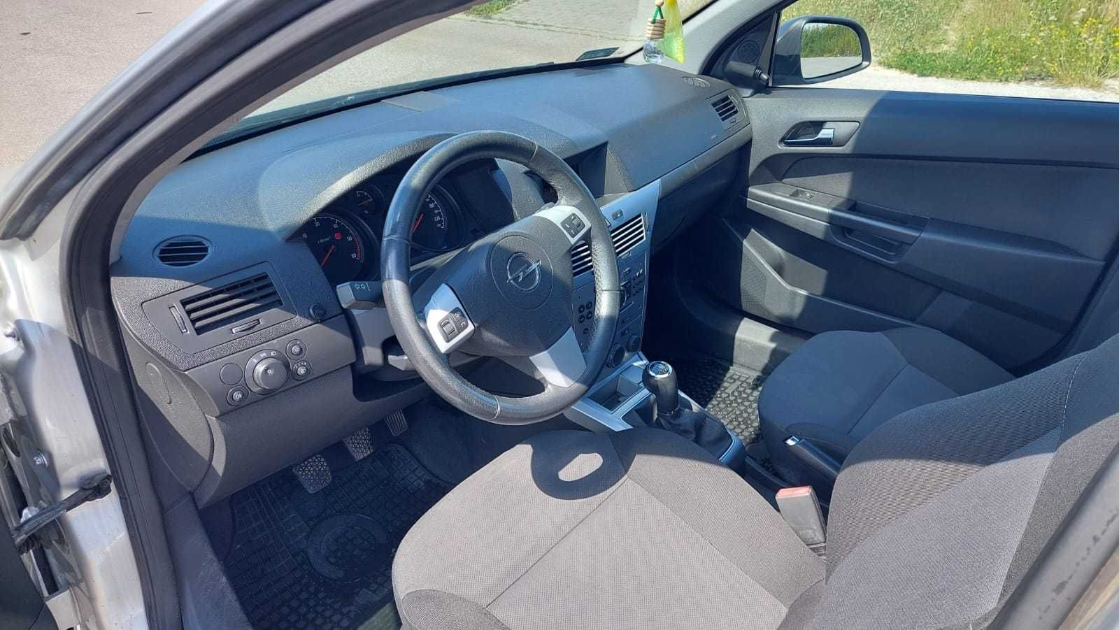 Opel Astra III 1.7 CDTI