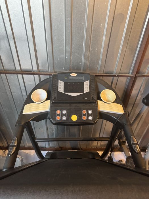 Bieżnia FitGym Użyta max trzy razy POLECAM