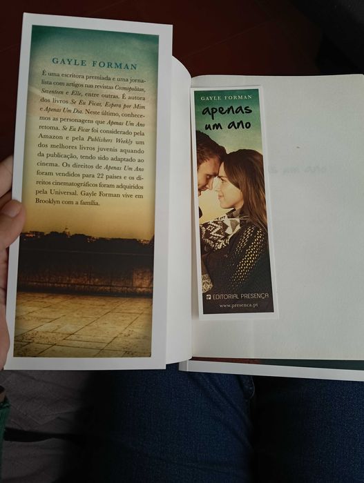 Livro, apenas um ano