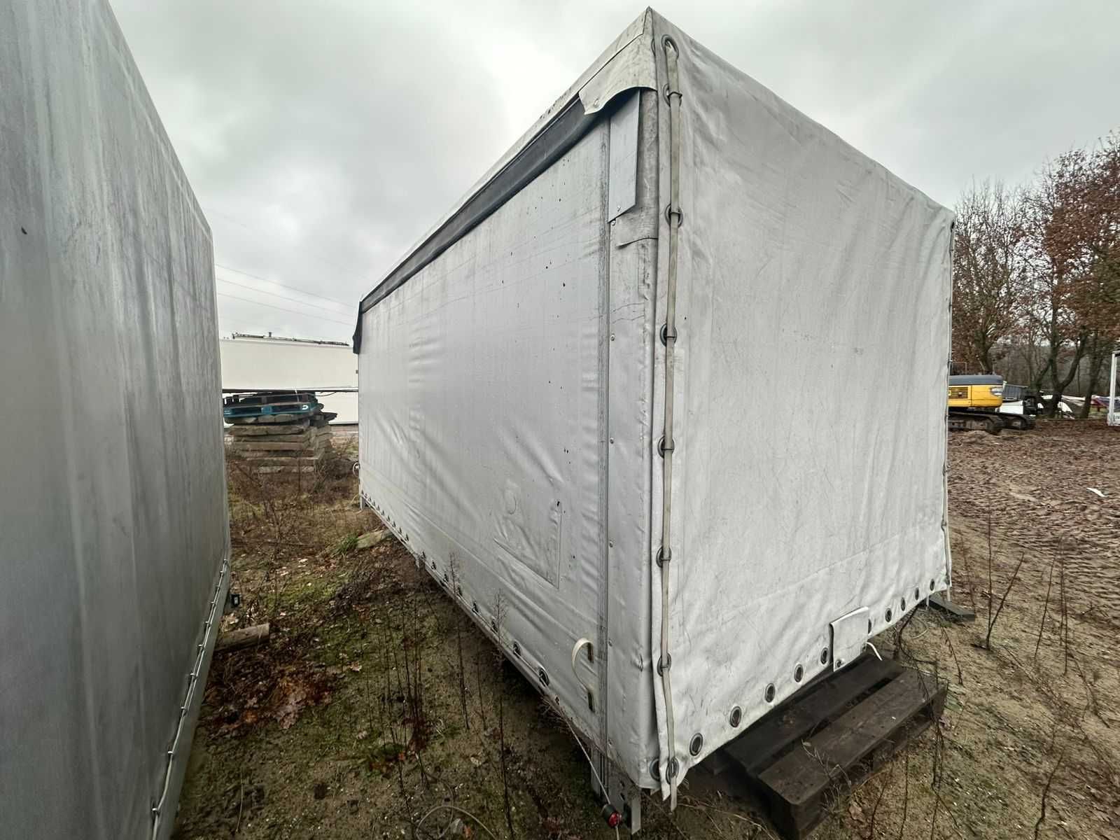 8 EP SKRZYNIA ŁADUNKOWA 420x225x200+30h. Zabudowa paka plandeka.