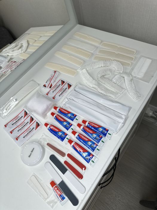 Duża paka kosmetyków do podróży kosmetyki podróżne szczteczka do zębów