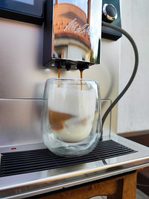 Кавоварка кавомашина Melitta CAFFEO Latte Select F 63 / 0-201
