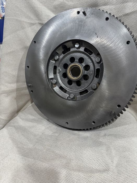 Двохмасовий демпферний маховик ніссан навара пастфайндер 2.5