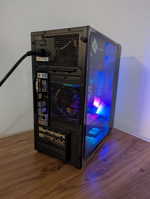 Tani Komputer do Gier I5 RX 570 MSI 512GB SSD 16GB RAM Kompaktowy