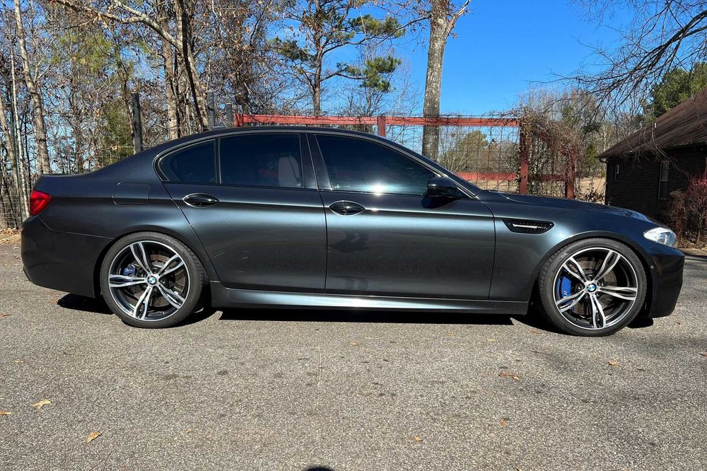 Продаю BMW M5 2013 року