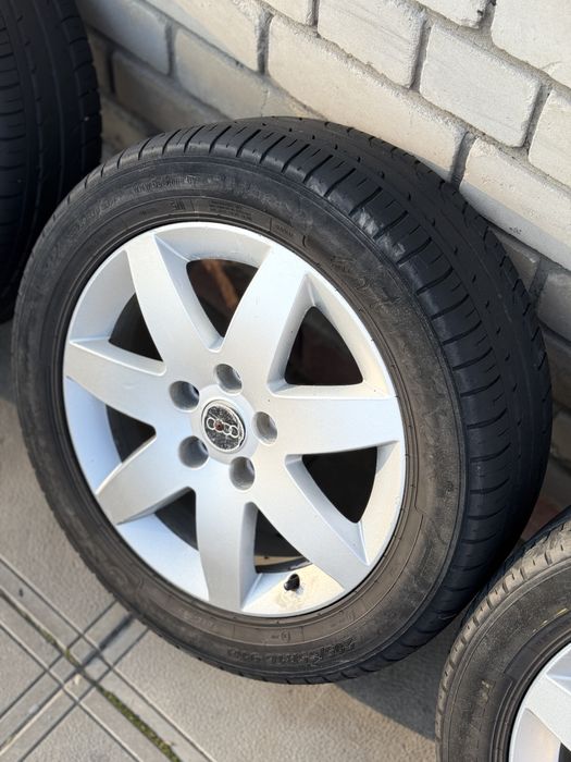 Диски с Резиной в сборе 205 55 R16 VW, Audi, Skoda VAG