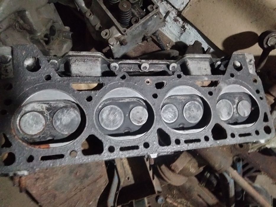 Головки урал зіл