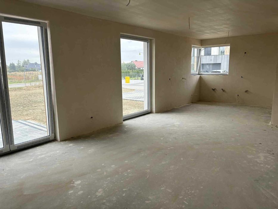 Przestronny dom jednorodzinny w pięknej okolicy o powierzchni 125 m2 !