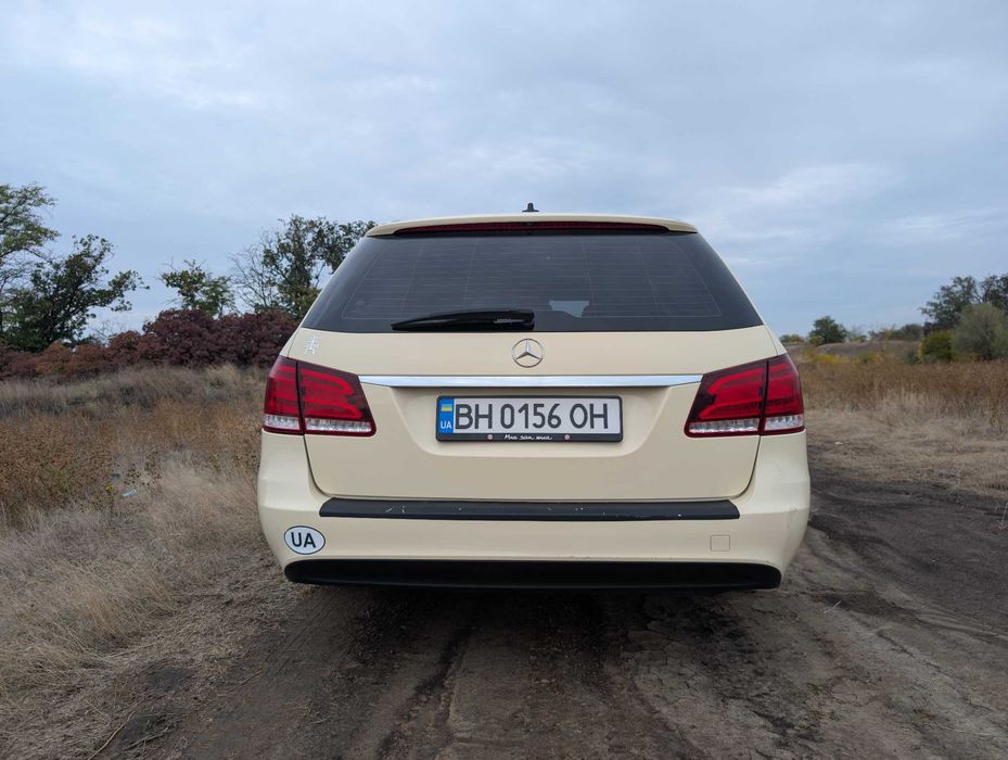 Mercedes E-Class 2015 Универсал