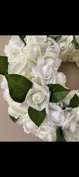 Wianek ślubny na drzwi