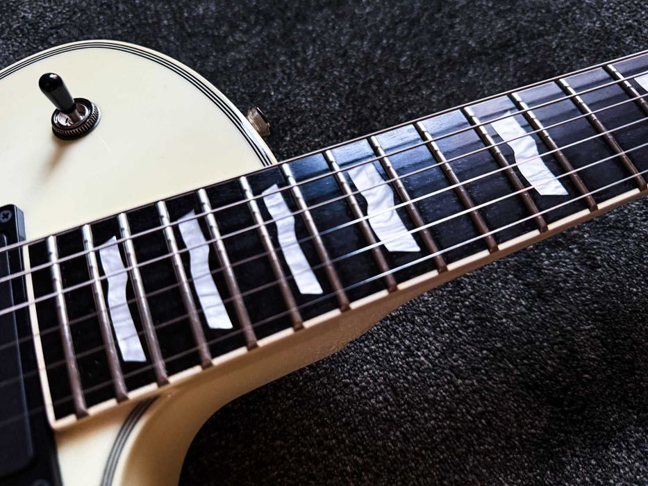 ESP Edwards E-MA-135C Eclipse Snow White 2011