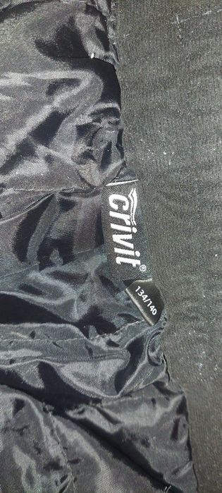 Spodnie narciarskie czarne 134/140