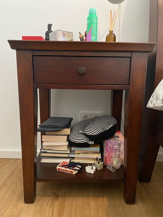 2 mesas de cabeceira em madeira maciça - 43x55x70cm