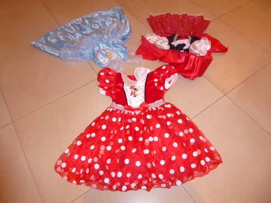 Vestidos de Carnaval (CAPUCHINHO; MINI ; CINDERELA) dos 2 aos 5 anos