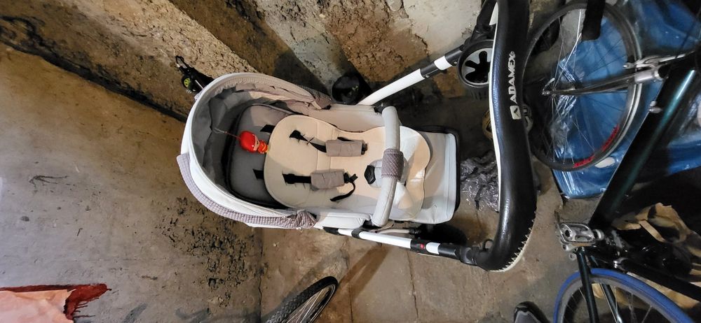 Sprzedam wózek i nosidełko