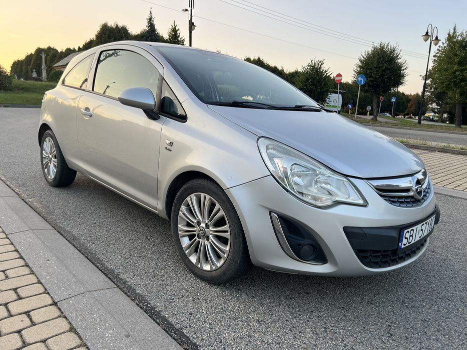 Opel Corsa Active 1.4 2012r
