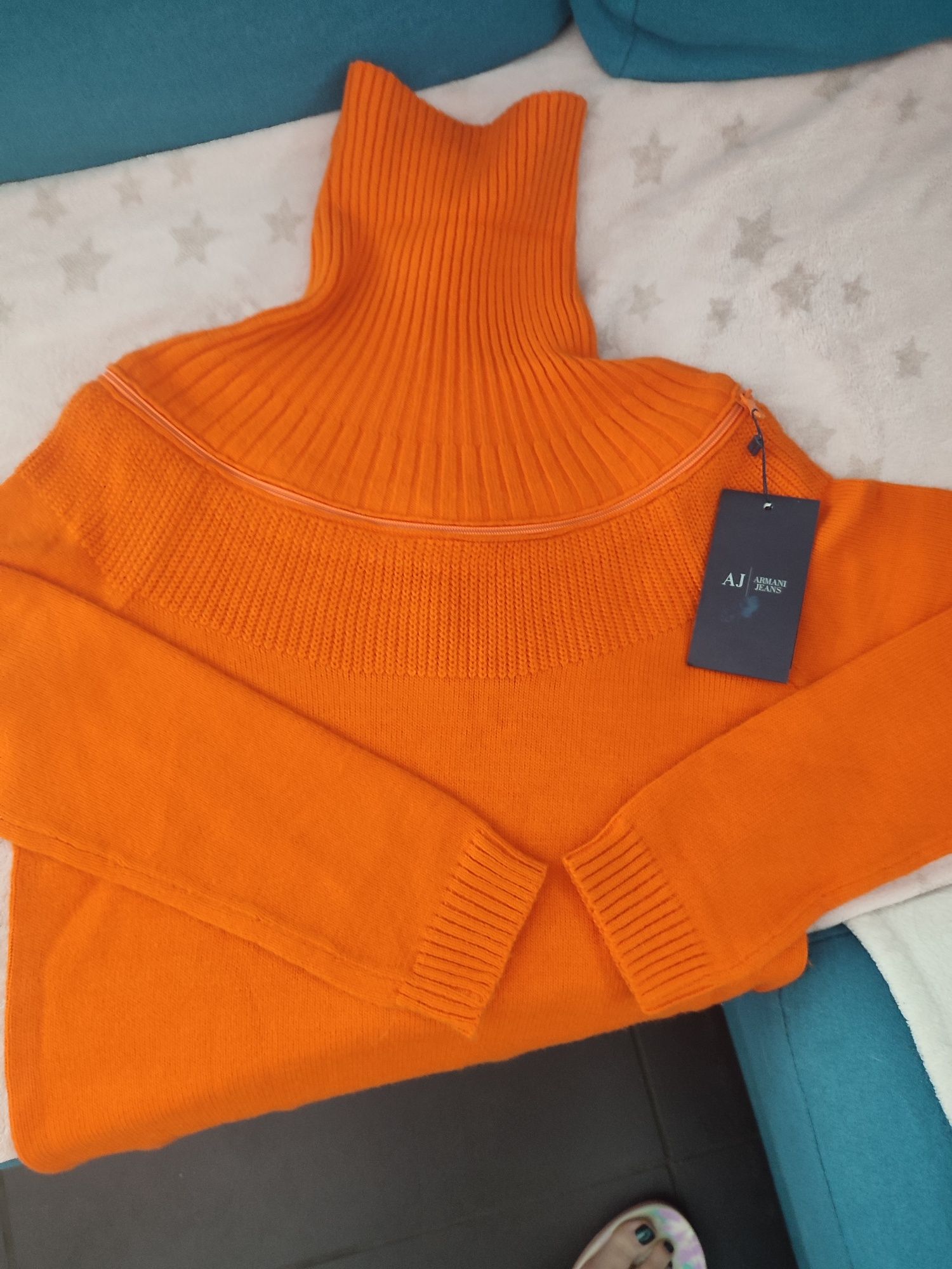 Nowy sweterek Armani