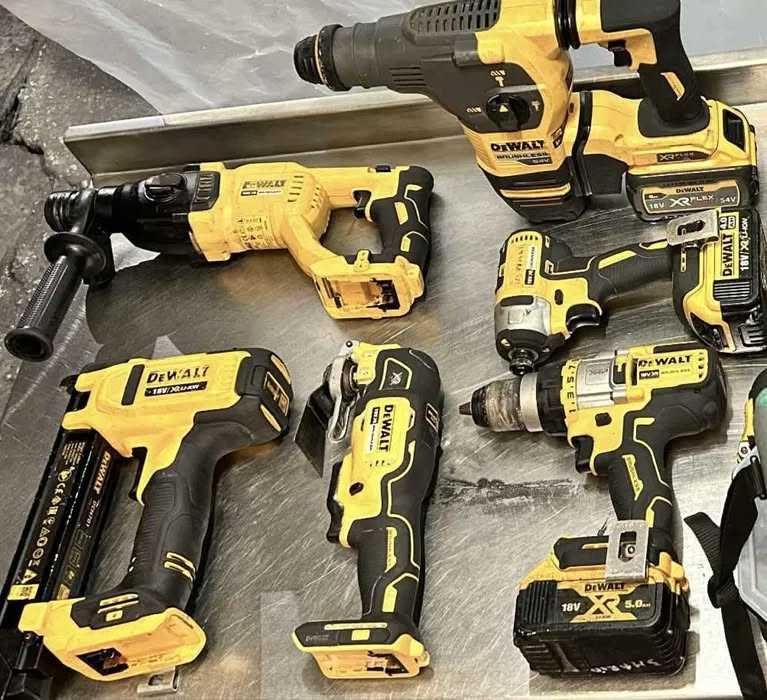 zestaw narzedzi dewalt