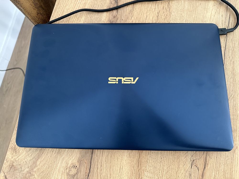 Portátil Asus Zenbook UX490UAR 16GB