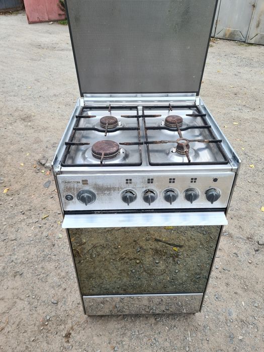 Газовая плита,  печь,  плитка, печка,  пічь газова