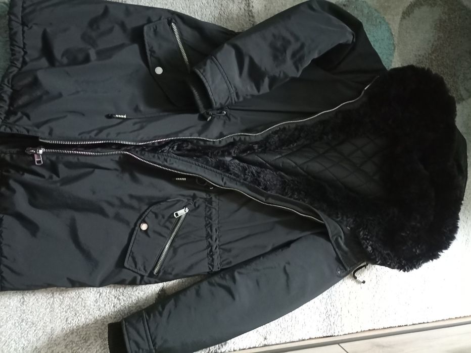 Sprzedam kurtkę damską zimową marki Tommy Hilfiger