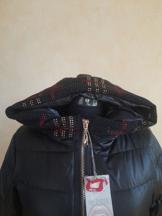 Жіноча зимово осіння куртка пуховик