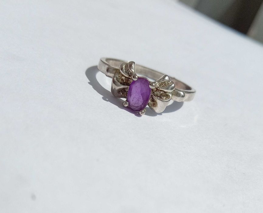 Каблучка кольцо з фіолетовим камнем аметист Срібло 925 проба Розмір 18