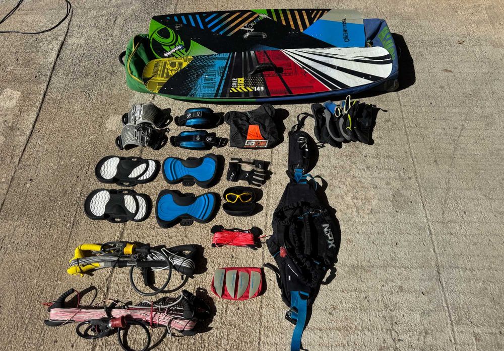 Cabrinha Boards / Kite Gear