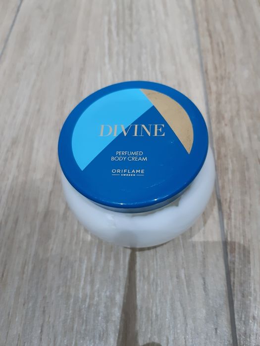 Zestaw SPA/Krem do ciała DIVINE + nowy zestaw do kąpieli