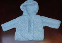 Kurteczka niemowlęca/gruby, ciepły sweterek z kapturem 6-9 miesięcy.