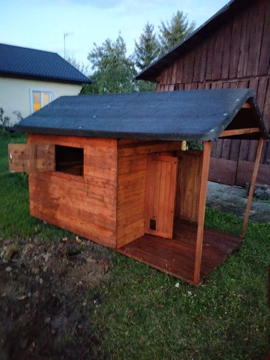Sprzedam drewniany  domek