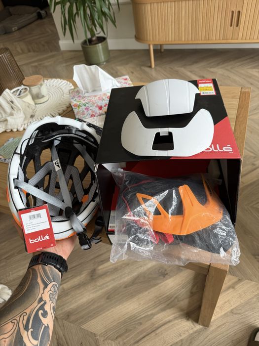 Kask bollé the one road premium