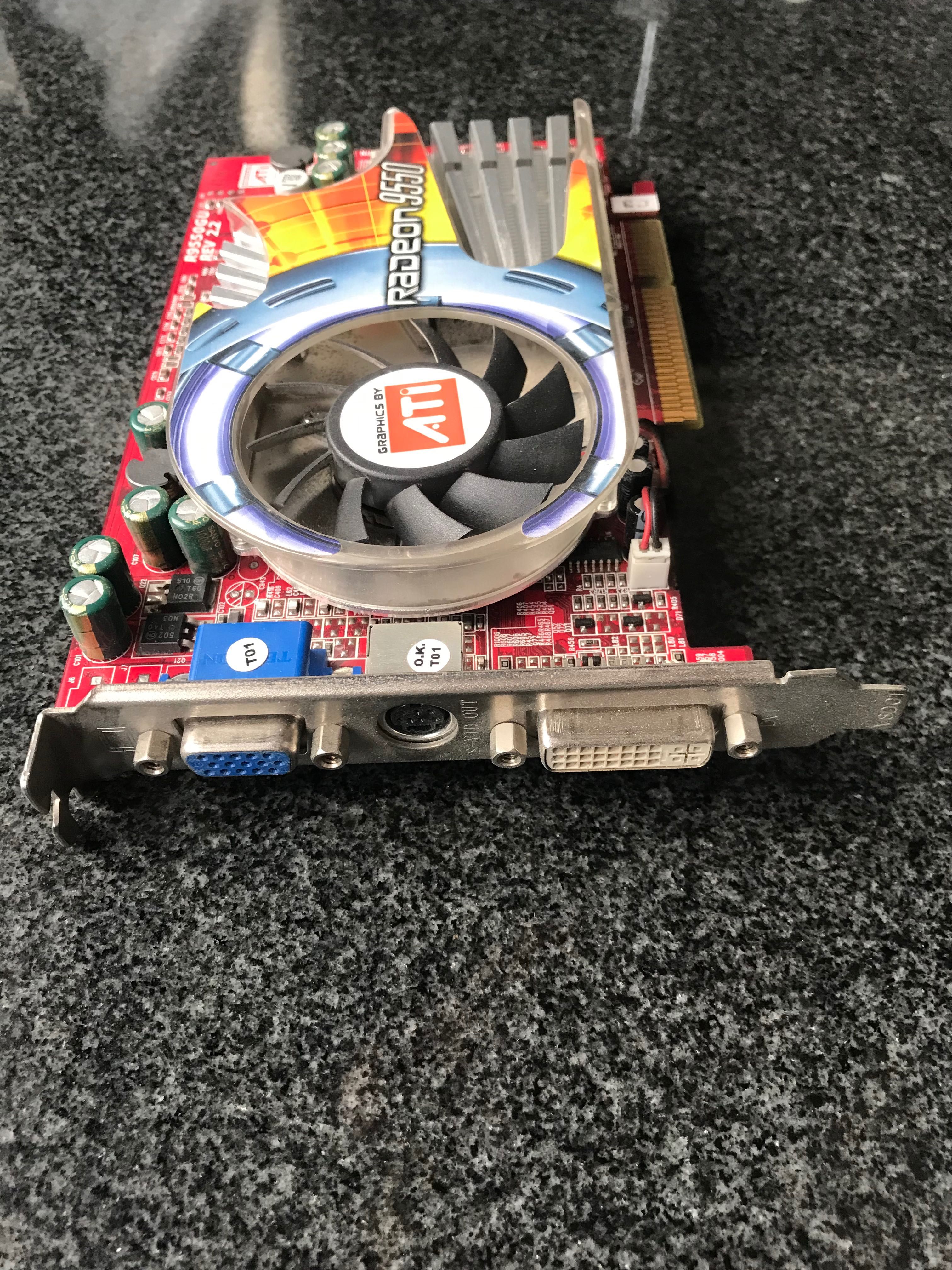 Zadbana karta graficzna Radeon 9550 AGP 128 MB DDR GeCube Extreme TV