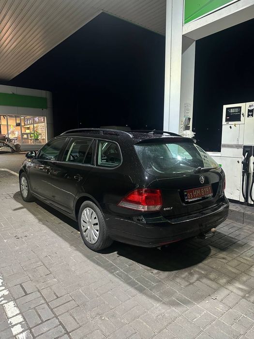 Економне авто golf 6 1.6 TDI 2011р.