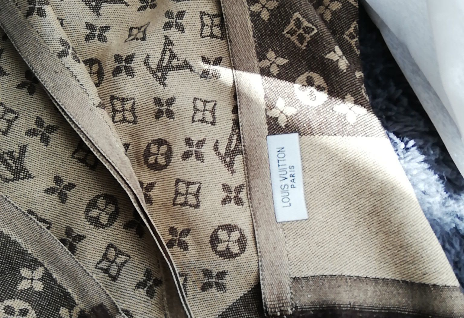 Szal LV monogram brąz beż Louis Vuitton LV premium