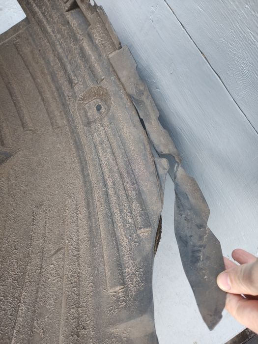 Підкрилок правий Nissan qashqai j10 рестайлінг